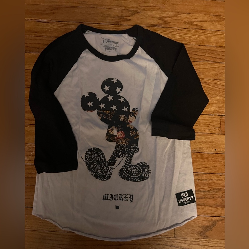 Disney neff baseball tee